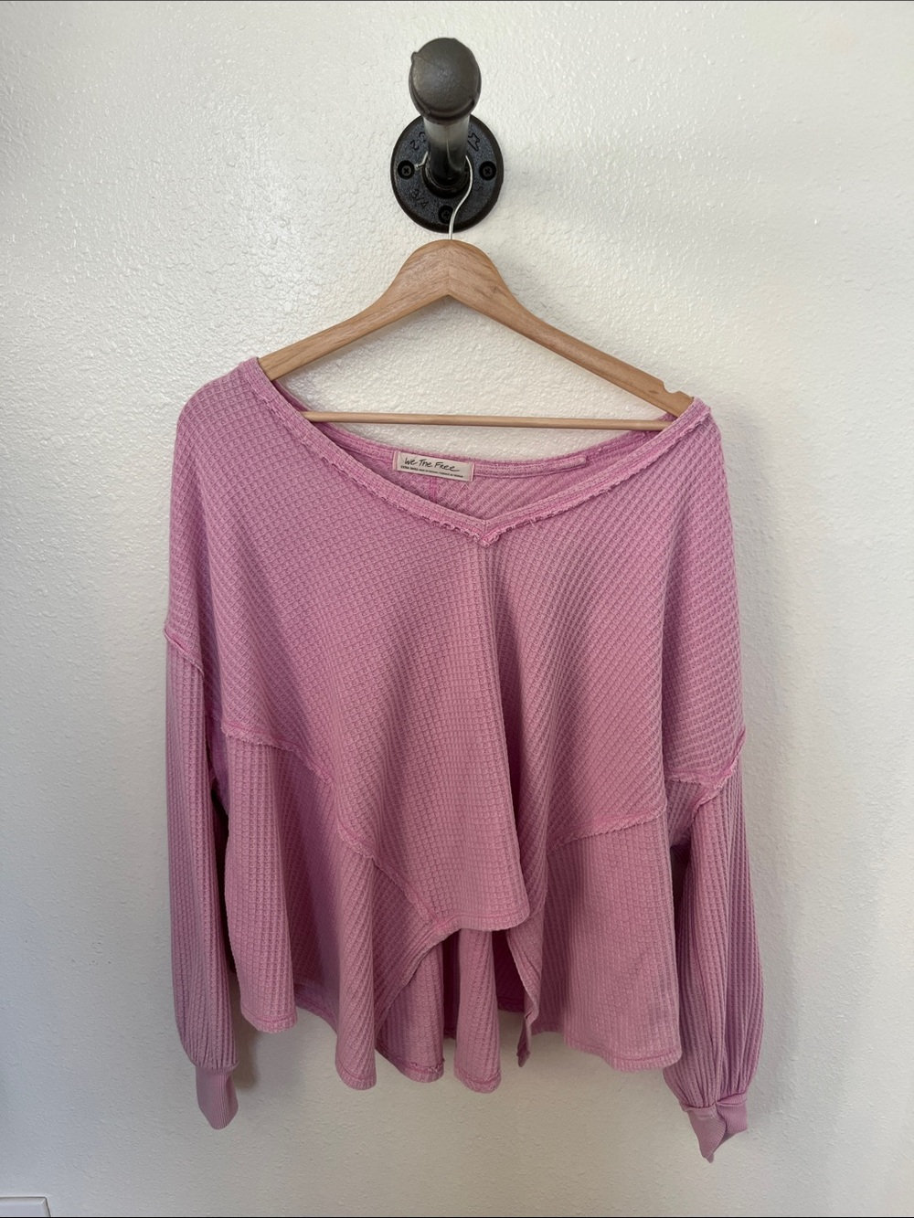 Sadie & Sage Dusty Pink Waffle V-Neck Pullover